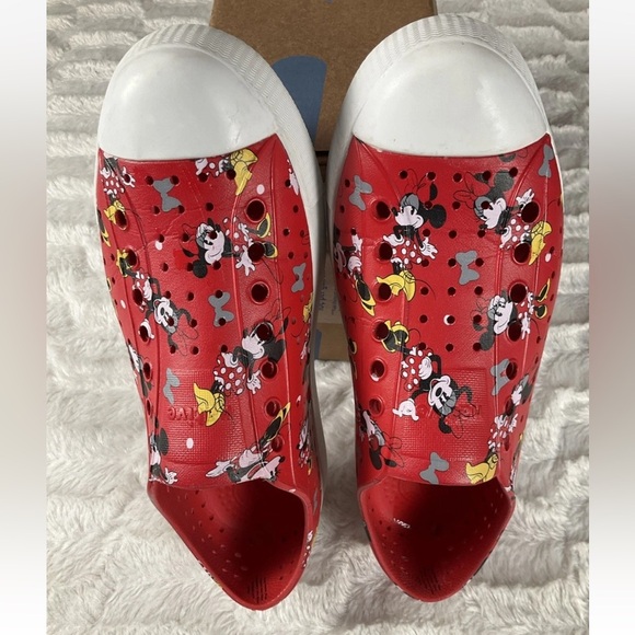 NATIVE Disney Parks Minnie Mouse Red Slip On Shoes Unisex Male 8/Women 10 - Picture 9 of 9